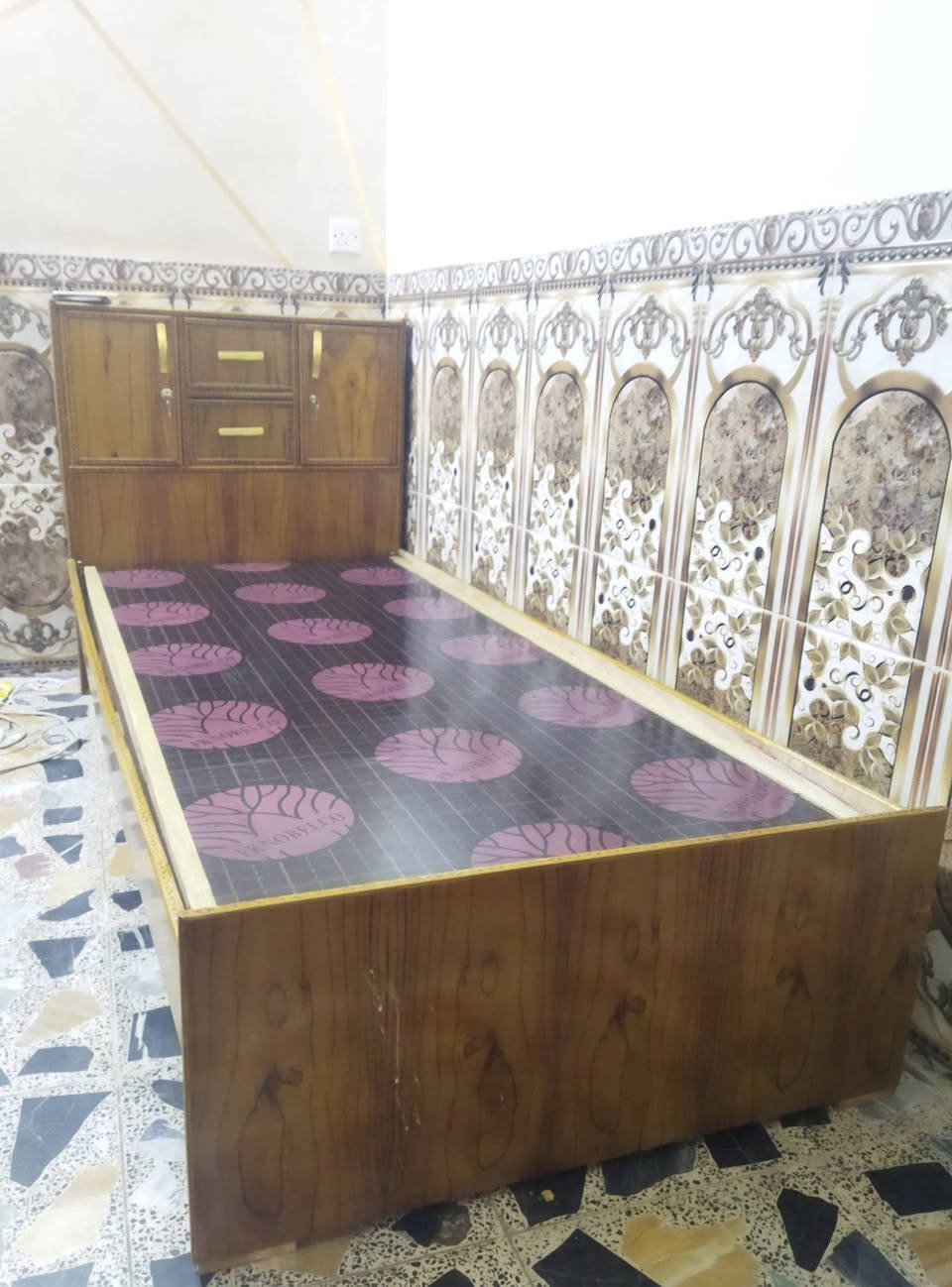 جربايه نفر خشبي درجة اولى ب 85 الف
جرباي خشب درجة اولى كاملة من كل القطع و اخو الجديده استخدام اقل من شهر  

سعرها كامل 85الف 

للتواصل 7711170127


**إذا كنت صاحب هذا الإعلان وتريد حذفه لأي سبب، رجاءا أرسل رسالة إلى الدعم الفني**