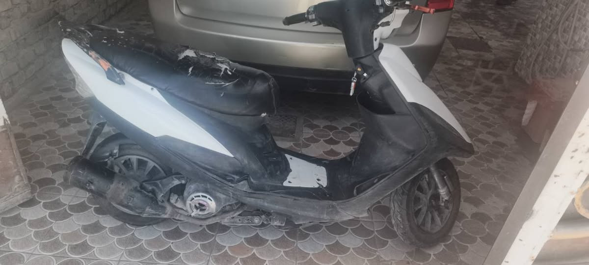 ماكس عدله للبيع 
مكينه ناعمه هندر واحد تشتغل كهربائيات كلها شغاله بس السلف مايشتغل السعر 400 بيها مجال للشراي خاص او على الواتساب ***********
