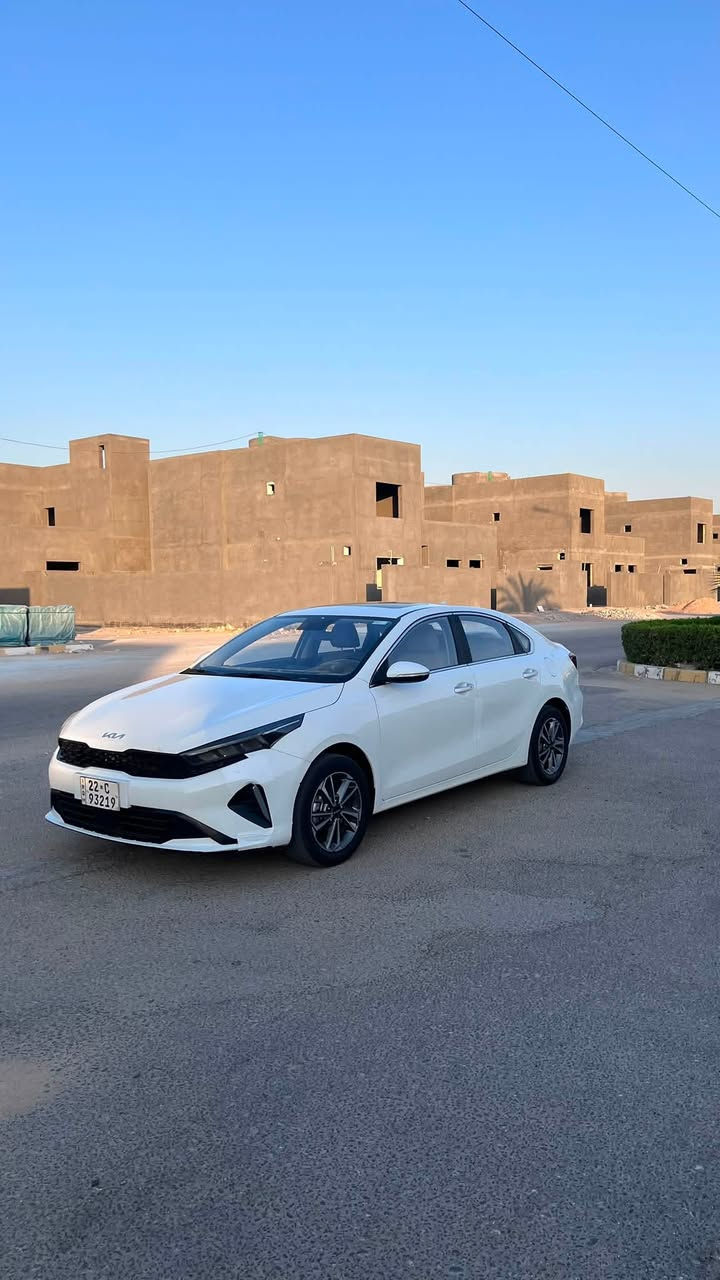 للبيع K3
موديل 22 

فول موصفات 

فتحة 

بصمه 

جلد 

تبريد قطعتين 

كامرة 

تحكم 

اشارت لكزز 

بك لايت لد 

 شاحن واير ليس 

تخم تاير جديد هسه شاده 

هزه جديده بسمي 

السيارة كل نقص مابيها 

السعر 125وبيها مجال 

العنوان النجف رقم ***********
