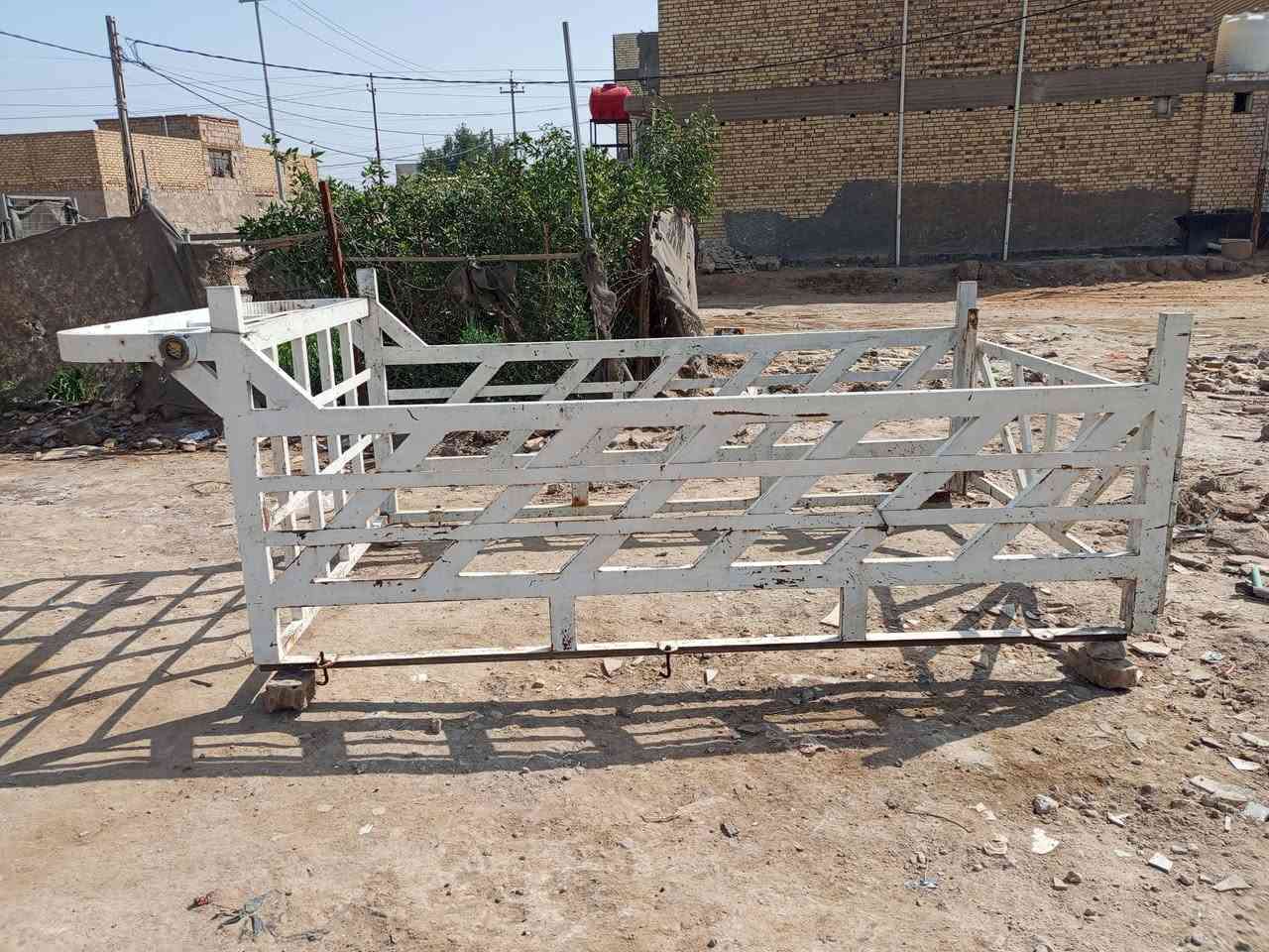 السلام عليكم محجر كيا للبيع 7جنكال
حديد ثقيل سيباية وهوك تفصال درجة ءولة لسعر 350 
المكان بابل القاسم رقم الهاتف ***********
