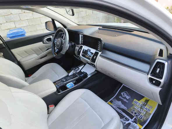 سلام عليكم
سورنتو 2021 خليجي دوليه 
مواصفاته بصمه كشنات جلد كشنات كهرباء سبعه راكب
تلث قطع تبريد لايت زنون اربع عدسات حساسات أمامية وخلفية جنطة كهرباء بردات 6 سلندر تحكمات قياده 
باقي الموصفات معروفه 
سياره ماشيه 115 الف سياره بيه بارد بلجاملغ الامامي 
وبيه كارت بلجاملغ الخلفي فقط والباقي كفاله 
رقم بغداد الدولي تحويل ثاني يوم مكاني بغداد 
سعر 265 وبيه مجال للشراي 
*********** وبي واتساب 
***********
