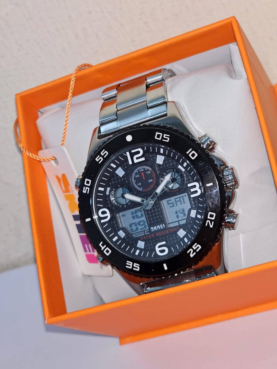 ساعة - skmei
قطر الساعة 49 ملم 
عرض السوار 21 ملم
مضادة للماء 3ATM
عرض مزدوج عقارب + رقمي  
ستوب واج + منبه 
سعرها 25 الف و توصيل مجانا لكافة العراق و الكردستان.


**إذا كنت صاحب هذا الإعلان وتريد حذفه لأي سبب، رجاءا أرسل رسالة إلى الدعم الفني**
