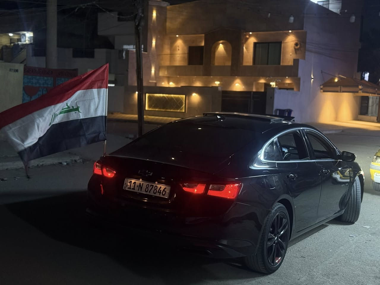 السلام عليكم للبيع فقط ماليبو موديل 2018 ماشيه 142k رقم بغداد مكينه كير مكفولات تخم تاير جديد سياره كلش جديده ونضيفه حادثهه منزله باب قطعه اصليه نفس الون وجاملغ مصبوغ بغداد البياع السعر 118
***********
