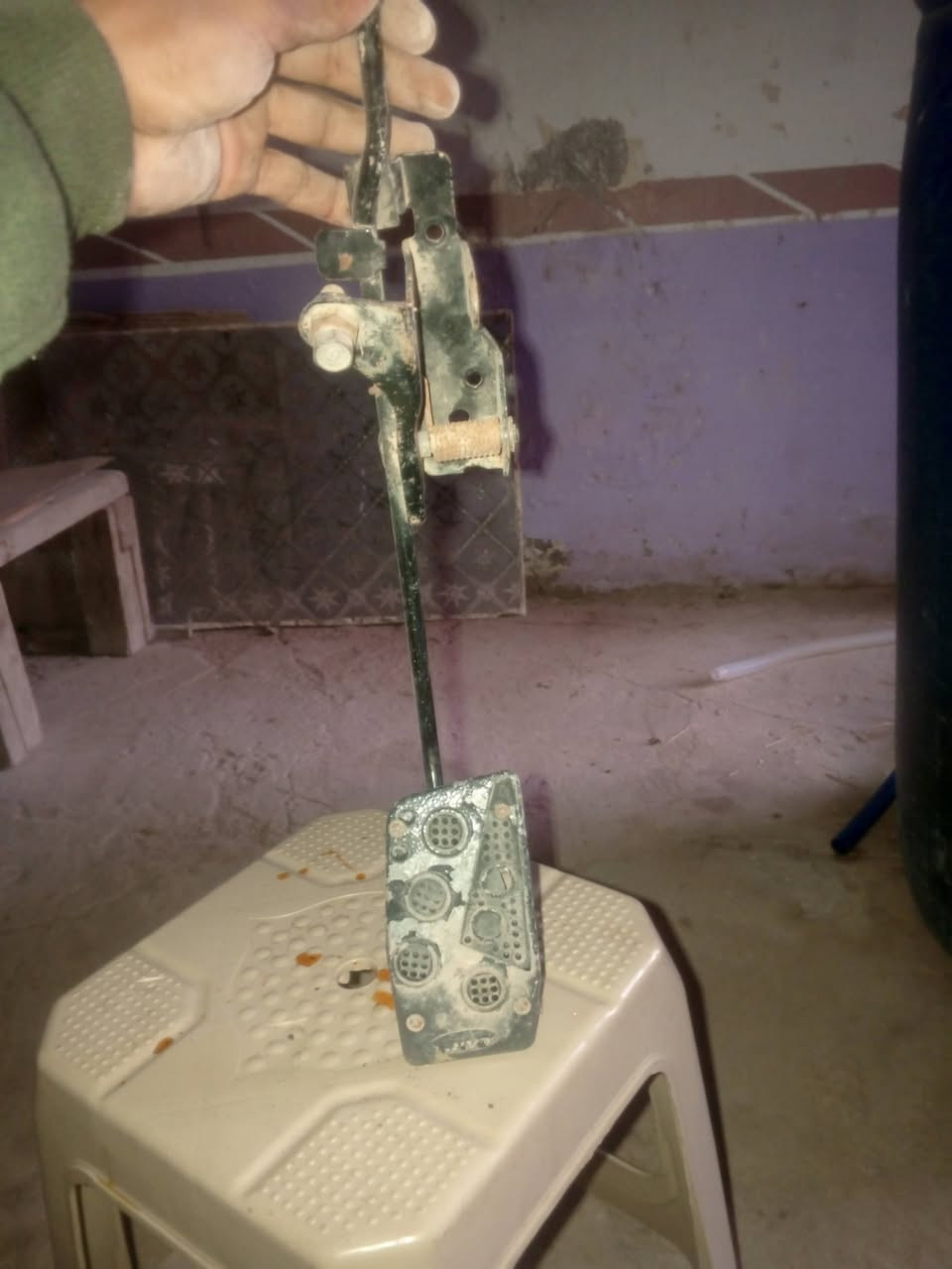 سلام عليكم ورحمه الله وبركاته يوجد لدينا  كافت الاغراض كيه سيفيه موديل ٩٣ بس الموجود بل منشور  مكان صويره رقم الهاتف *********** متواجد عل فيس
