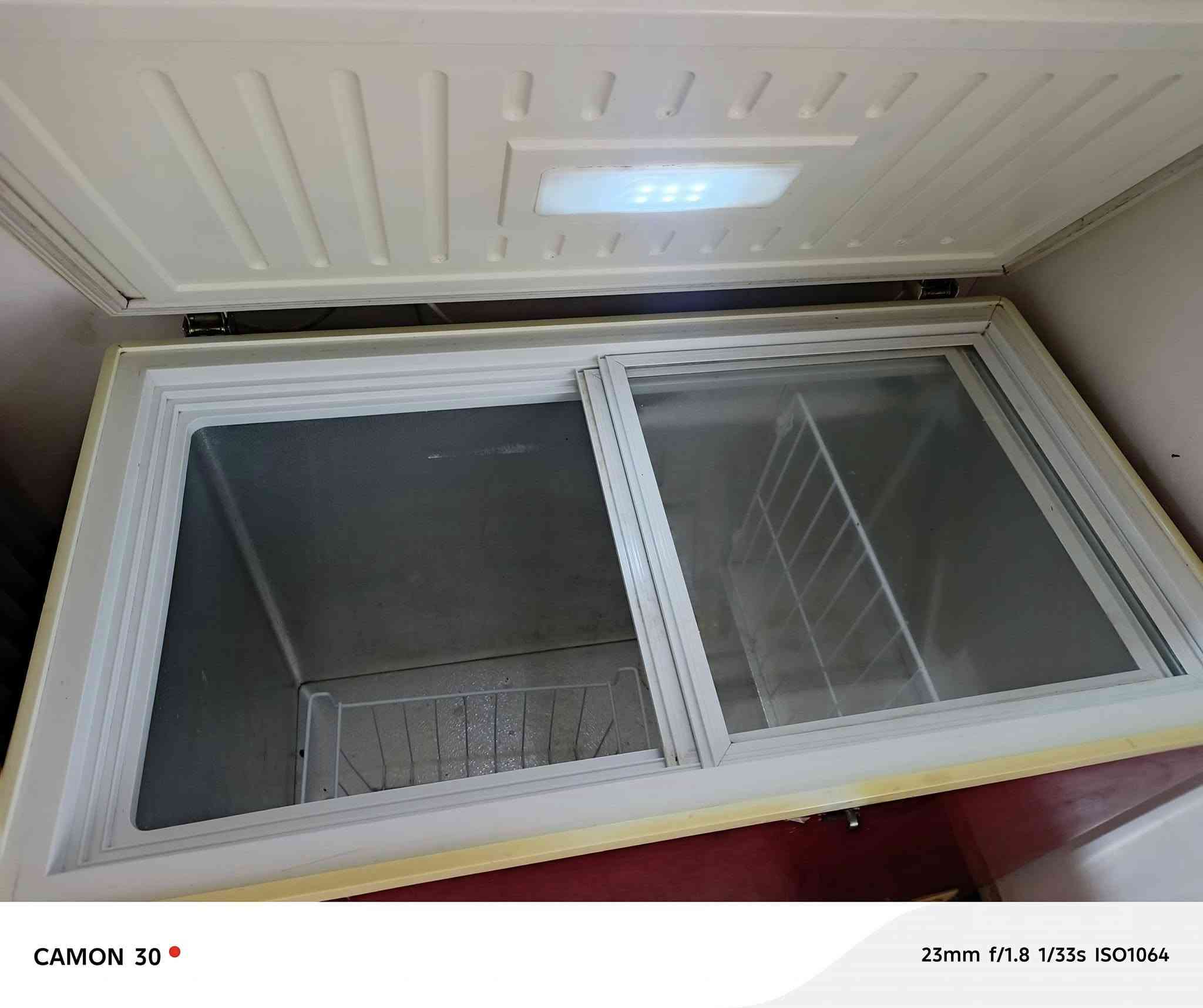 السلام عليكم 
غراض بيت عاطله 
مجمدة
ثلاجة 
تلفزيون
غسالة
للبيع كلهن سوا تاخذهن بدون ترجيع كل وحدة وعطلها عسا مايكون تصليحها بالف وتشتغل عندك بالعافيه عليك تصليحها بالف بمية اني مالي اي علاقة بالنسبة للمجمدة والثلاجة والغسالة مواطيرهن يشتغلن 
***********
