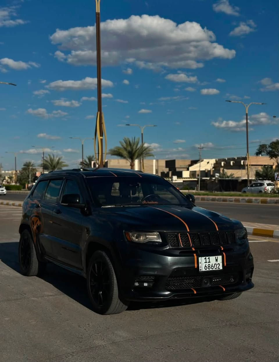 السلام عليكم
جيب اوفر لاند 2016
فئة Limited
محرك V8 سعة 5.7 لتر (HEMI)

السيارة مركّب عليها كت SRT،  

الممشى: 89,000  

السعر :235ورقة وبيها مجال 

المواصفات:
• فتحة سقف بانوراما
• كشنات كهرباء مع تدفئة وتبريد
• كشنات خلفية تدفئة
•   ستيرن تدفئة
• كشن ميموري 
• رادار خلفي + رادار بالنقاط العمياء بالمرايا
• نظام دفع رباعي 4x4
• باقي مواصفات الجيب المعروفة

التسجيل:
• رقم بغداد الجديد
• سنوية جديدة
• السيارة باسمي
• تحويل ثاني يوم

السيارة نظيفة جداً وما بيها أي نقص من ادامة من حدادية وصدر كلة جديد وغراض موبار الاصلية  

مكان السيارة: الانبار فلوجه

التواصل. ***********
