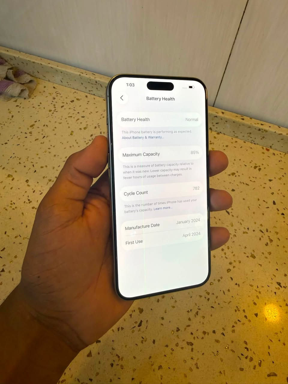 ايفون 15 برو ماكس جهاز لوك كلش نضيف وكع وصار بي خط بشاشه ذاكرته 256 بطاريه 85 ماستر شرق اوسط AA/A فيس إيدي شغال كله شغال بدون أي خلل سعر 660 وبي مجال بسيط مكاني بغداد الأمين ***********
