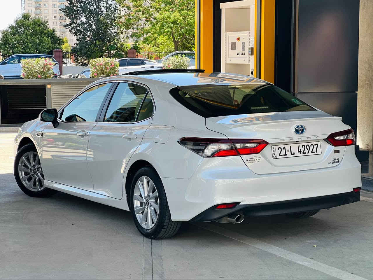 Camry GLE Hybrid 2023
‎تۆیۆتا کامری هایبرێد
‎ سفری شەریکەی ساز فول فول مواسفات
‎٨ ساڵ زەمانی پاتری 
‎،دەعامی بۆ دەعامی بێ بۆیاخ بێ شوخت تەنها یەک پەڵە PDR هەیە
‎سەیارەکە لە سلێمانیە 
‎تەنها ٨٠ هەزار کم ڕۆشتووە،
‎٢ بەصمەی بیلادی لەگەڵە
‎مواسەفات ‎سڵاید ‎پەردە
‎بەصمە ‎دو کوشنی پێشی کارەباو کامل جلد
‎و‎موکەبەرە JBL ‎سیستمی ئیکۆ نۆڕماڵ سپۆرت
‎برێک کارەبا 
Auto Hold ,EV MODE
‎شاشە کامێرا،پێش و دوا حاسە
‎و‎لید و زینۆن و عەدەسە ‎ئاوێنە شەفت و کارەبا
‎سنوق دەرگا بەصمە
‎و‎سەیارەکە زۆر جوان و تازەیە گێڕوو مەکینە
‎و هایبرێدی مەزبوتە بە ناوی خۆمەوەیە
‎ تەحویل و وەکالەت بەشەرت *********** السليمانية, العراق
