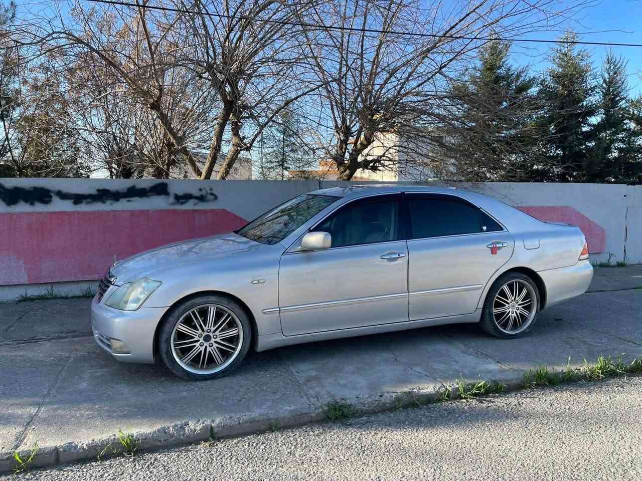 شاهینە ٢٠٠٥ بڕاوە بڕاوە 
 ناو ڕەساسی بەسمە ڕەش ڕەنگ سلڤەر قفڵ مەرکەزی تەبرید ساردو گەرم ٢ دوگمە تایەی تازە لایت ناوچەی کویرو تەحەکوماتی سەر سوکان تەعدیل سورعە کامل مەسرەف ٤٥ گەڵاو معامەلەیە برایانە السليمانية, العراق


**إذا كنت صاحب هذا الإعلان وتريد حذفه لأي سبب، رجاءا أرسل رسالة إلى الدعم الفني**