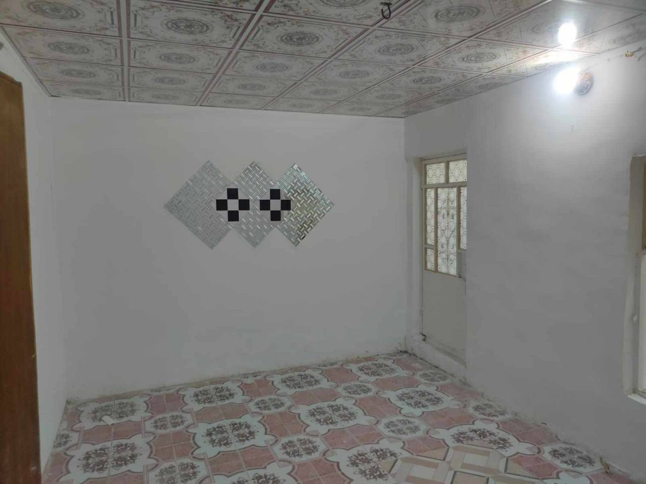 دار_للبيع_[ 100متر ] منطقة[ 23]  طابو صرف سند 

حي ميسان قريب شارع الجامع الرئيسي جدا 

المحتويات

غرفة  + صاله  +  استقبال  + مطبخ  + 
صحيات - خارجية  +  صحيات - داخلية 
         +   منور  +    طارمة 

السعر [ 88 مليون  وبي مجال 

للتواصل - والاستفسار ***********
