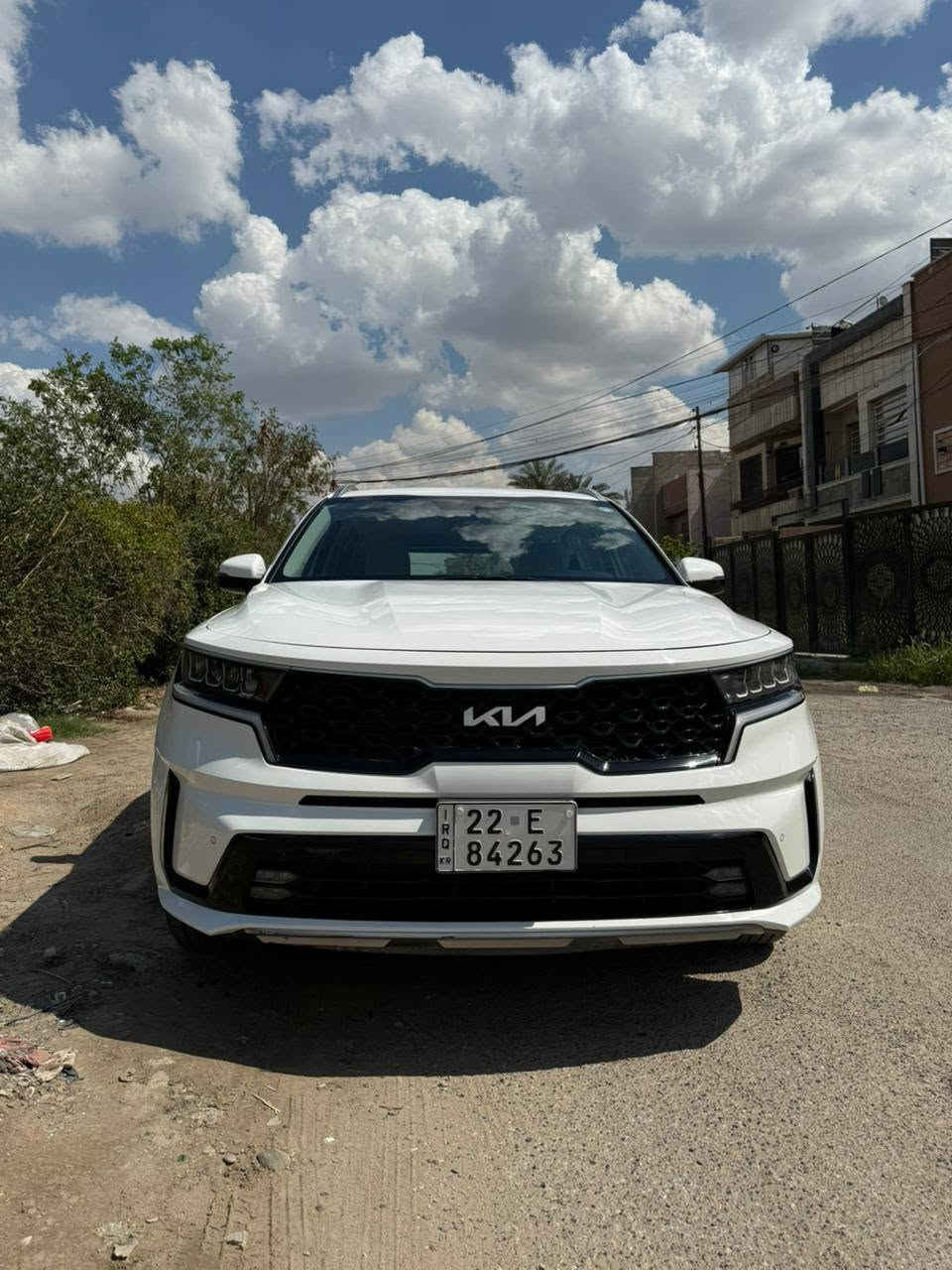 سلام عليكم سياره سورنتو موديل ٢٣ بيه طخه بل الجنطه ابين بل صوره سياره جديده ماشيه ٣٢ نضيفه حيل احله من الصوره مكانه بغداد السعر ٢٥٧ )( هاتف ***********
