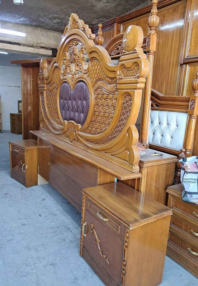 السلام عليكم
غرفه خمسه أبواب وملحق داخل وخارج صاج نظافته90/100
السعر 900وبيها مجال بسيط 
العنوان البياع 
يوجد توصيل كافه المحافظات


**إذا كنت صاحب هذا الإعلان وتريد حذفه لأي سبب، رجاءا أرسل رسالة إلى الدعم الفني**