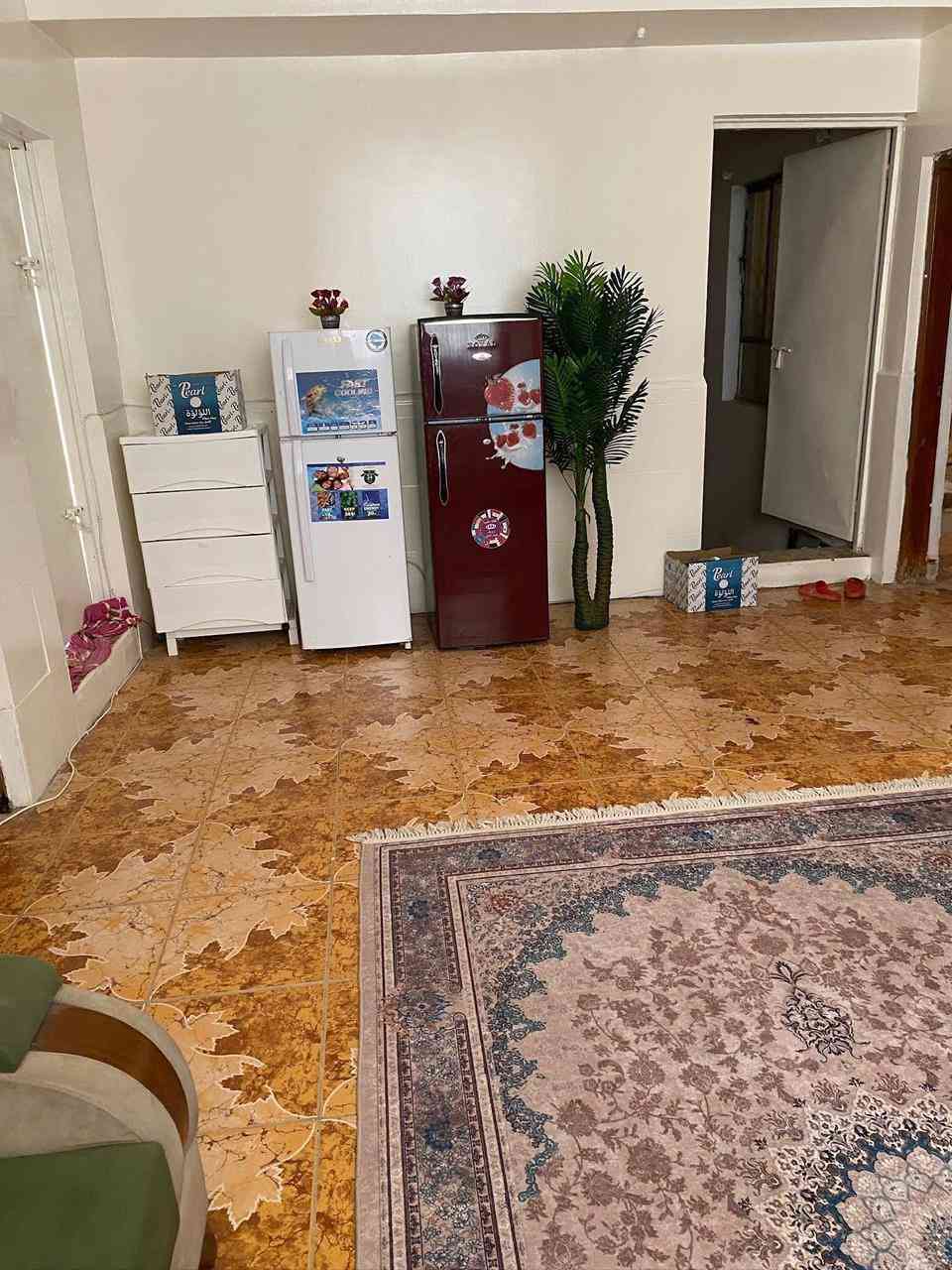 دار للبيع في حي الحسين الكفائات 250 متر موقع مميز 
طابقين طابو صرف
الطابق الاول غرفتين وصالة كبيرة واستقبال ومطبخ وصحيات داخلية وخارجية
الطابق الثاني غرفتين وصالة ومطبخ وصحيات 
سنة البناء 2009 

لمعرفة السعر التواصل عبر الواتساب او الاتصال 

(نستقبل جميع العروض العقارية )
ارسل لنا تفاصيل العقار عبر الواتساب 
للاستفسار اكثر مراسلة او الاتصال عبر الواتساب 
***********
مكتب السيادة للعقارات 
عنوان المكتب📍 حي الحسين شارع الاربع سايدات مجاور مصرف الجنوب
