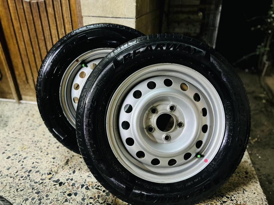 للبيع بدون تيات مكاني موصل الايسر توصيل ماعندي  0771234432         ***********
