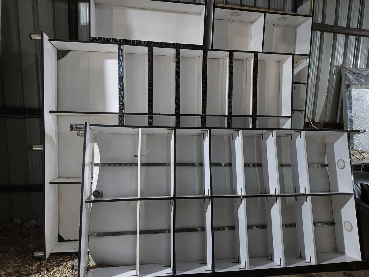 فاترينات للبيع سعر خاص ***********
