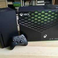 Xbox Series X بحالة ممتازة السعر / 650,000 دينار معروض للبيع جهاز Xbox...