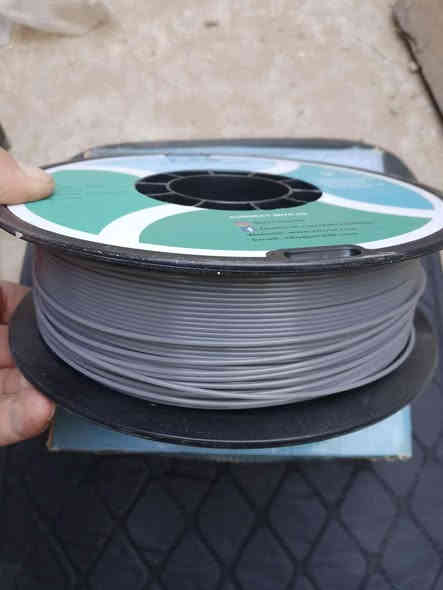 سعر 30 الف بكرتين سلك طابعة الرصاصي حجم كبير واحد كيلو  والاحمر حجم صغير ربع كيلو ***********  بغداد حي سومر
