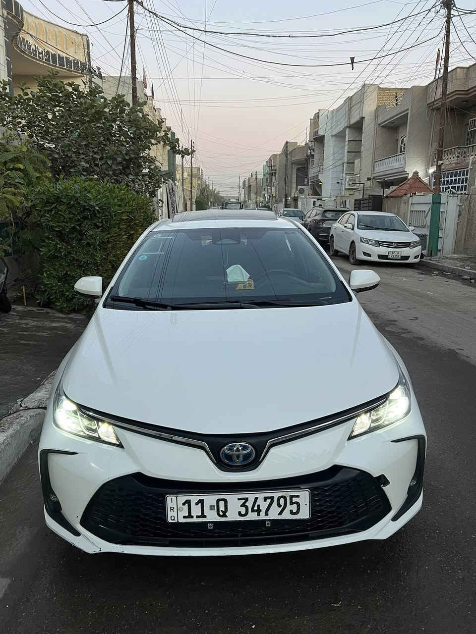 السلام عليكم للبيع فقط كورله 2024 التفاصيل موضحه بالسنوار مكفوله من الصبغ والبارد والكارت بسمي تحويل ثاني يوم الموصفات المعروفه المكان بغداد المشتل ***********
