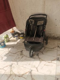 عرابنه مال أطفال نفرين كلش نضيف البيع وبسعر مناسب التصال 07810360931 أ...