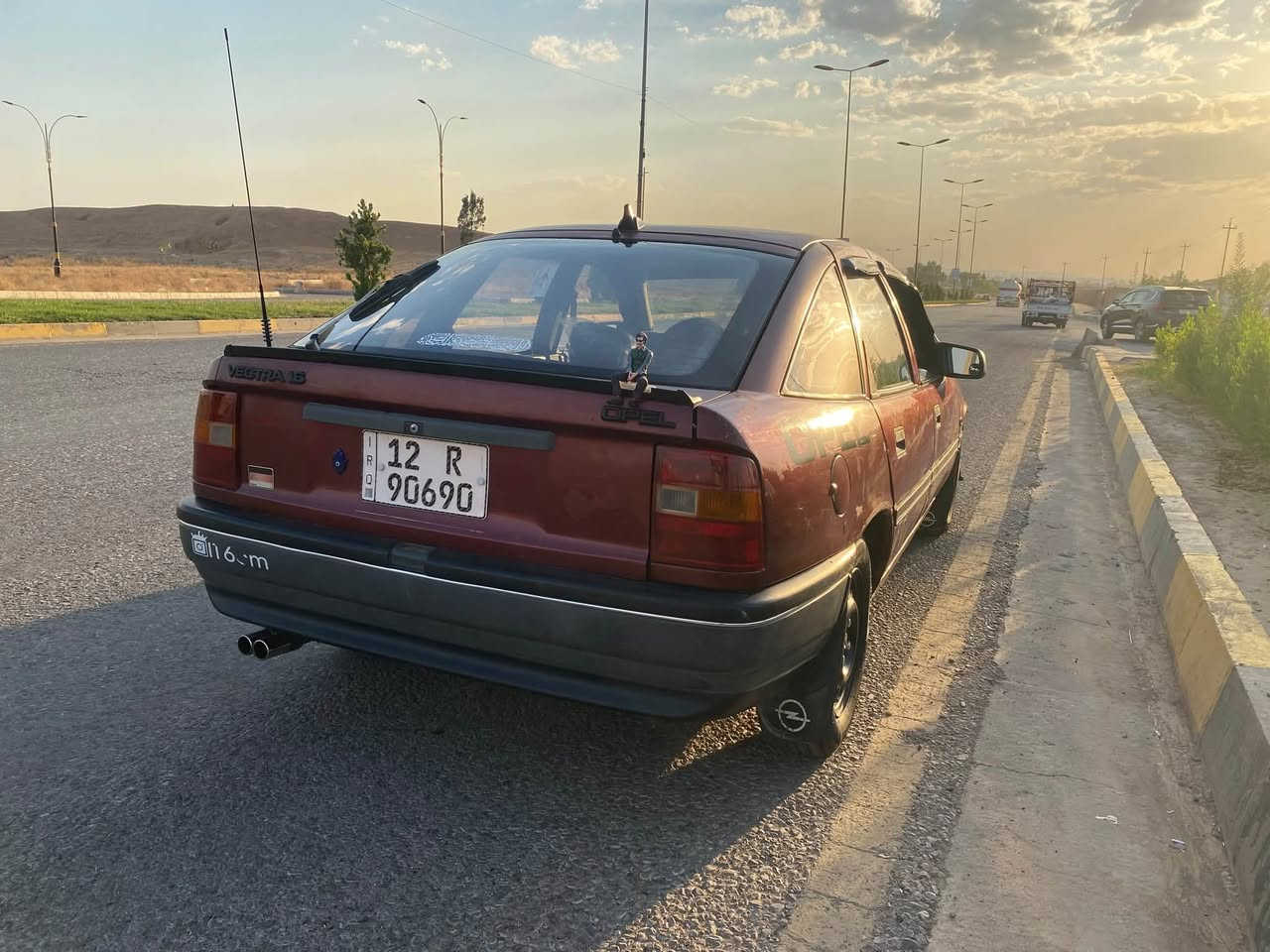 سلام عليكم
فكترا للبيع 
موديل ١٩٩٢ مكينه ١٦ 
مكينه كير شرط 
بدون قطره صبغ فقط دوائر ودوسات
طخم تايه جديد طخم امامي خلفي نضيف 
السعر ٤٢
***********
