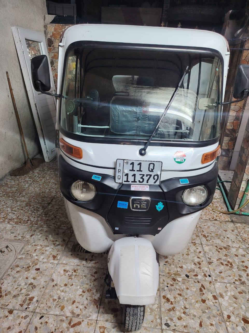 سلام عليكم تكتك٢١ كفاله عامه بيه بس
دوس رقم وسنويه نكليزي تكتك مابيه صبغ لاصفاح والا لغود تخم تاير كهربائيات 
كله شغاله تكتك مال محل عنواني البلديات الصحفين ***********
