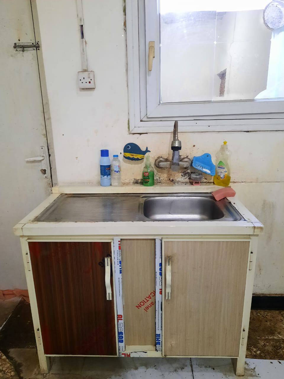 اغراض مستعملة نظيفة للبيع
رقم الهاتف للتواصل و معرفة التفاصيل ***********
