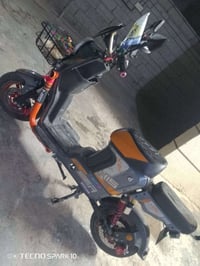 اكس 900 • نضيفه • بطارياته منفوخه