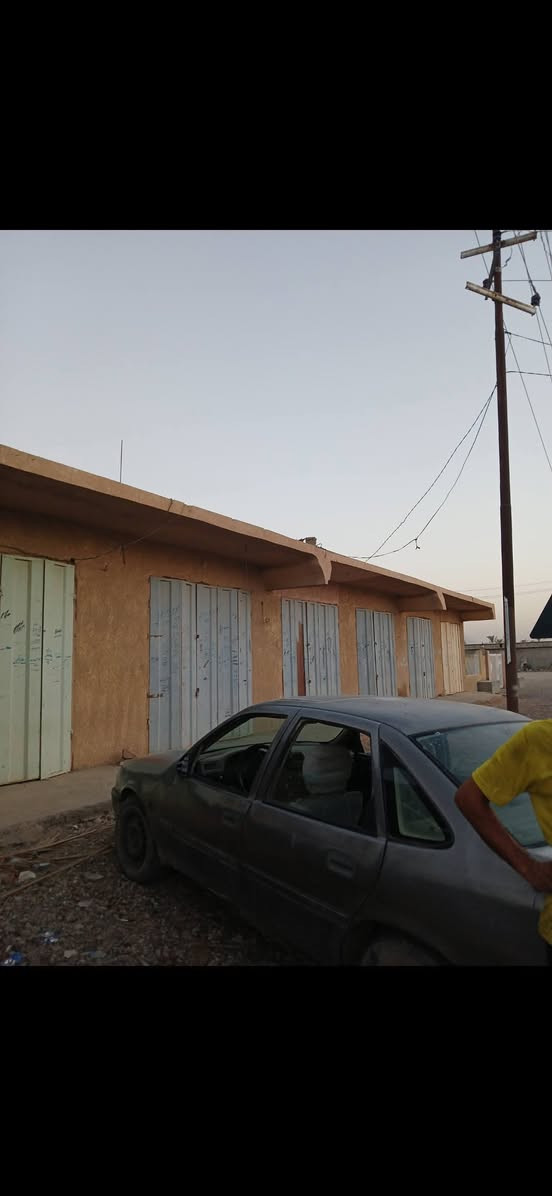 السلام عليكم
للبيع محل مقابيل مدرسه الامين واصلته كافه الخدمات ماء كهرباء الطول 6م العرض 4م الان مؤجر شهريٱ الاجار للمشتري الاستفسار ع *********** ( احمد العبيد )
