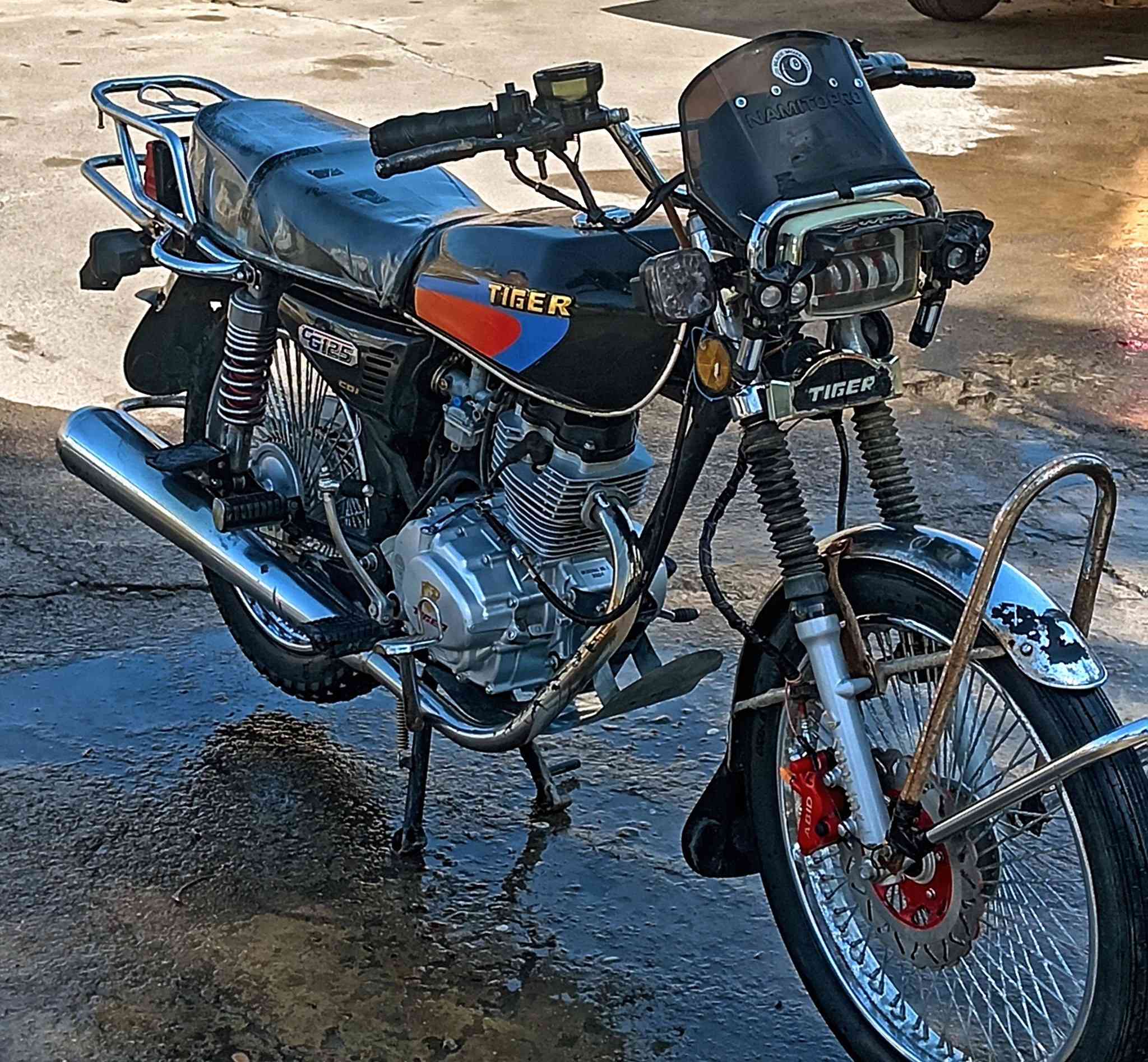 السلام عليكم ورحمة الله وبركاته موطور للبيع تايكر موديل 24 موطور بعدو علوضع الشركة منفيس كهربايات كلشي شقال هاذة رقمي يفيدك تصل مايفيد لاتراسلني ولاتخابرني ***********
