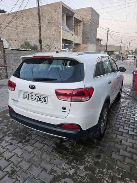 سورنتو خليجي موديل 15 شكل 16 بيها 5 قطع صبغ ابيع مصبوغه عام رقم سليمانية شوكت تريد احولك فول مواصفات ما عده الفتحه 7 راكب محرك 6  بصمه 3 انظمة قياده 3 قطع تبريد اشاير ترحيب وبيها هواي مواصفات ما اريد اذكرها حتى ما اطول عارضه 160 ورقه وبيها مجال
رقمي ***********
مكاني بغداد الزعفرانية
