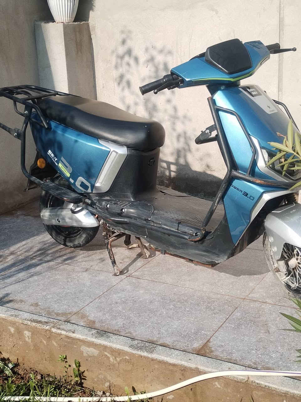 السلام عليكم
متاح مطور شحن بطياريات فول
معاه الصندوق الخلفي
بصمتين تشغيل عن بعد
السعر 650


**إذا كنت صاحب هذا الإعلان وتريد حذفه لأي سبب، رجاءا أرسل رسالة إلى الدعم الفني**