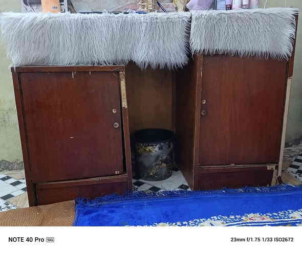 غرفه نوم للبيع تسكام قديم للبيع ام 5 
السعر 250الف وبيهه مجال مكاني كوفه 
***********
