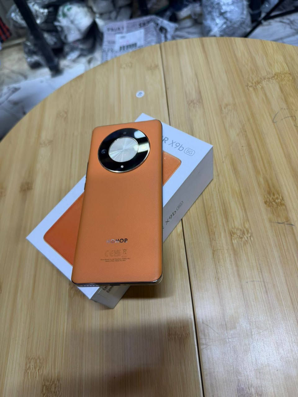 نضافه عاليه هونر x9b
256 GB/ رامات 12 GB
السعر والله بلاش 250 وبي مجال للناس لطيبه 💚
للتواصل راسلني خاص / ***********
