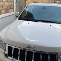 جيب لاريدو شيروكي للبيع  موديل 2012   رقم بغداد باسمي تحويل ثاني يوم ا...