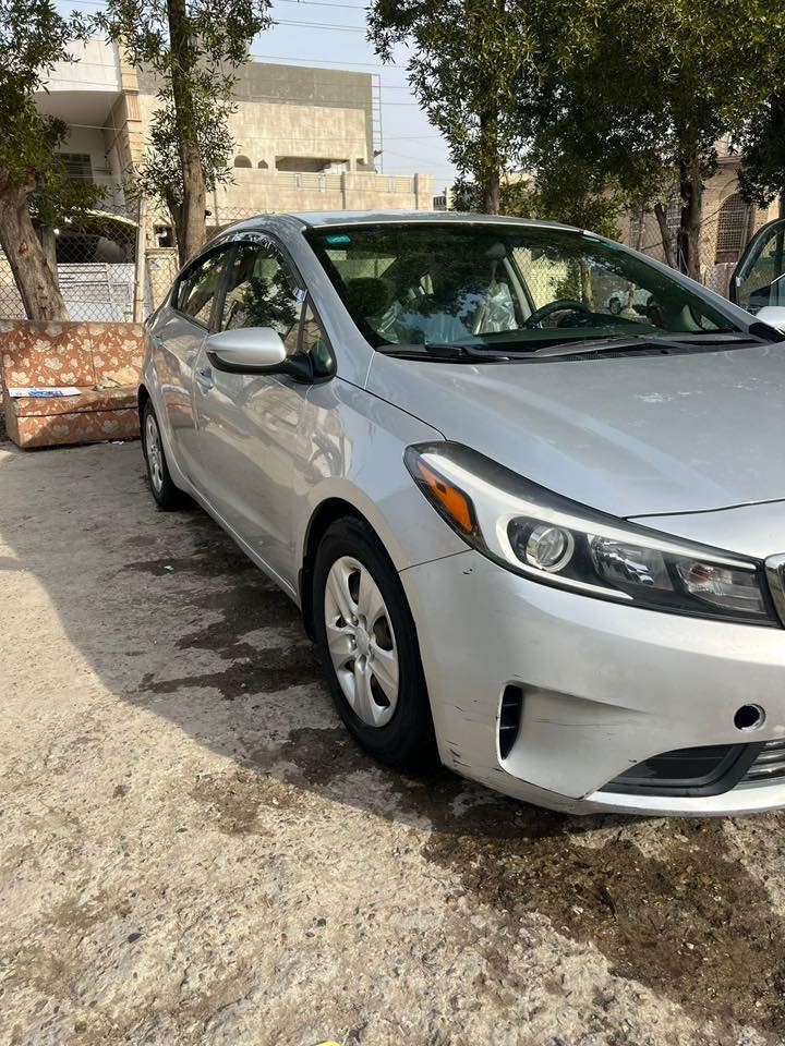 كيا فورتي 2017
حادثهة طخة بالبابين جهة اليمين
ماشية 61,000 جديدة جداً
رقم بغداد الجديد باسمي
تحويل مباشر
مواصفات اعتيادية 
كير محرك تبريد صدر تايرات كلة مكفول 
السعر 125
مكانهة بغداد حي الاعلام 
***********
