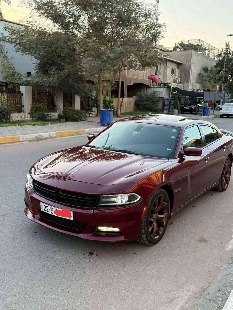 جارجر موديل 2020 أصل 
لون كرزي 🍒 
كفاله عامه كندي كلين تايتل فقط دعاميه مصبوغه بدون داخل وبدون ايرباك وسونار موجود وصورها بالمزاد هم موجودات. 

مسافه مقطوعه 80  استخدام شخصي مال جناي
رقم اربيل تحويل ثاني يوم سنويه وهزه جديده
سياره مواصفات SXT فول
مواصفات 
فول فتحه
محرك 3600
تو ويل
كشنات مخمل
شاشه جبيره
حساسات خلفيه وكامره
كراسي كهربائيه
ويل حجم 20
وباقي مواصفات معروفه
 عليها ادامه بلكامل 
حداديه جديده اصليه وكالة موبار صدر أمامي وخلفي
عبوة فيت بم وكالة موبار
ادامة دهن الكير استبدال ودهن الأكسن للحفاظ على سلامة  الكير والأكسن 
ادامه صيفيه ماي راديتر اصلي برجيستون ومع عبوة  سائل تبريد من شركة ريسنك
عدسات جديدات مسموح بيهن مروريآ شمسيات اصليات
تخم تايرات جديد كوري
سياره جاهزه كل نقص مابيها
(تفيد الجناي واليدور نضيف واستخدام شخصي).
 
*********** 📞
تفاصيل أكثر 
العنوان/ السماوه
