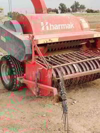 كاروضه لابيع موديل 2019 جاهزه لاشغل عربانه وحده وراهه بعدهة جديده سعره...