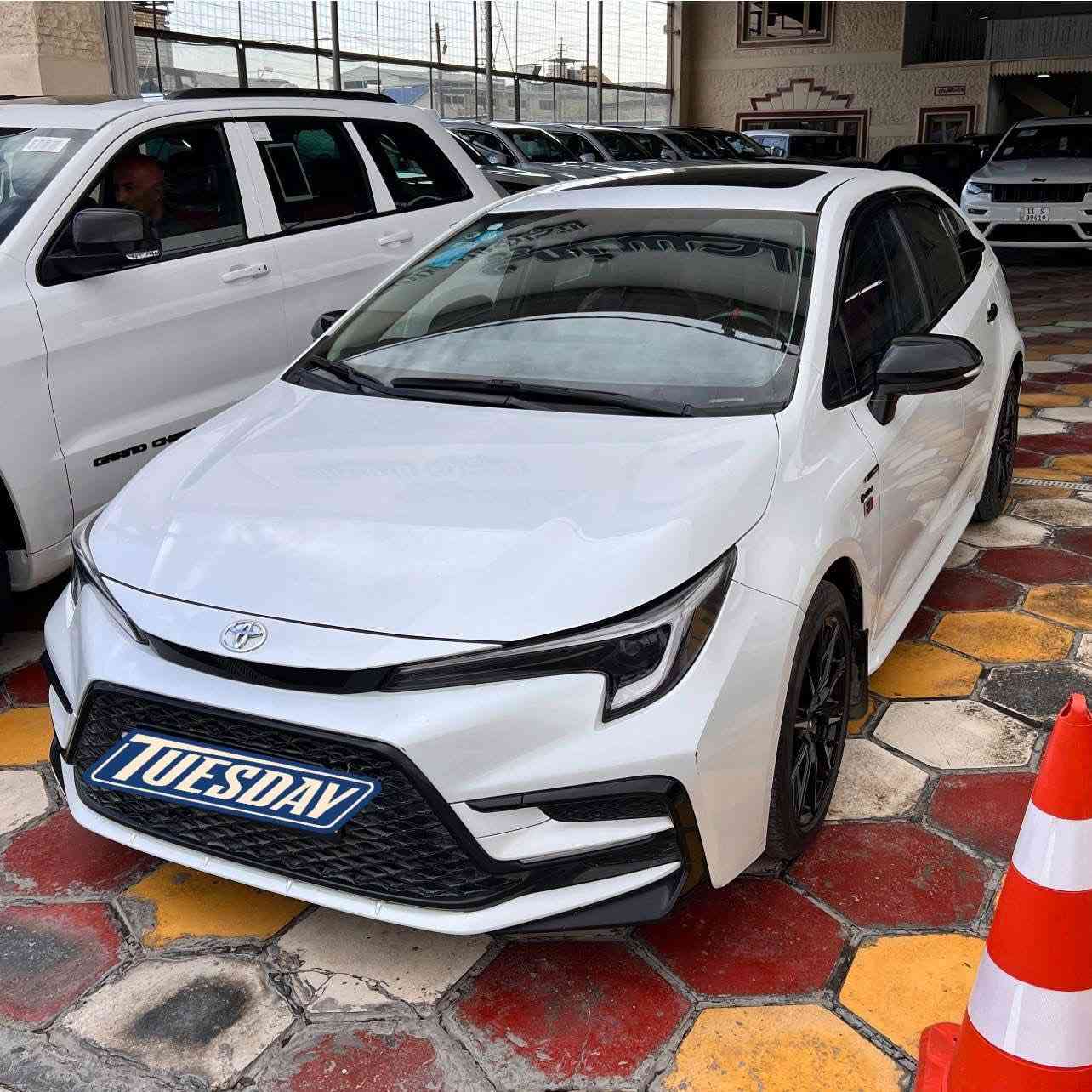 كورلا s بلاك فول مواصفات  ماشيه ٢٩٠٠٠
لاستفسار 

***********
