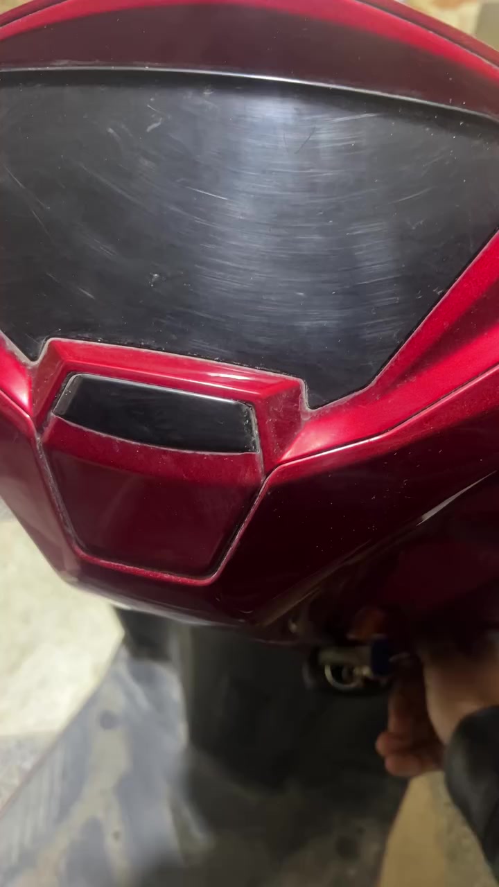 سلام عليكم دراجة شحن فول مواصفات 6 بطاريات مسطرة 
دراجة خير من الله استعمال 5 اشهر دراجة كلش نضيفة 
مابيها اي نقص 4 نمر سرعة 100 حقيقي تقرة 110 حقيقي 100 مكاني بغذاد الحرية الثانية السعر 750 وبيها مجال ***********
