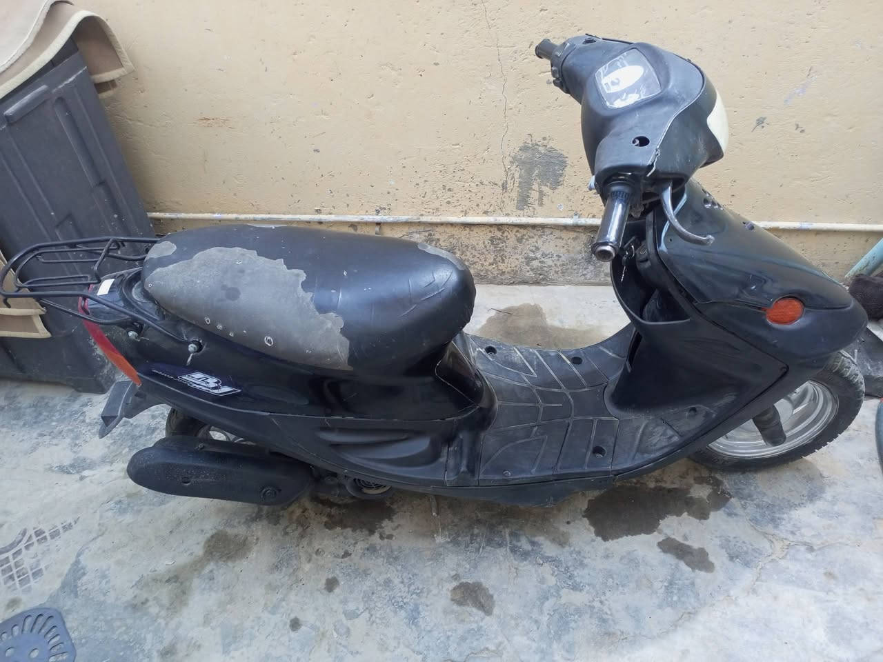 دراجة بيجي اللبيع
ب300 وبيها مجال الشراي يتصل 
على الرقم ***********
