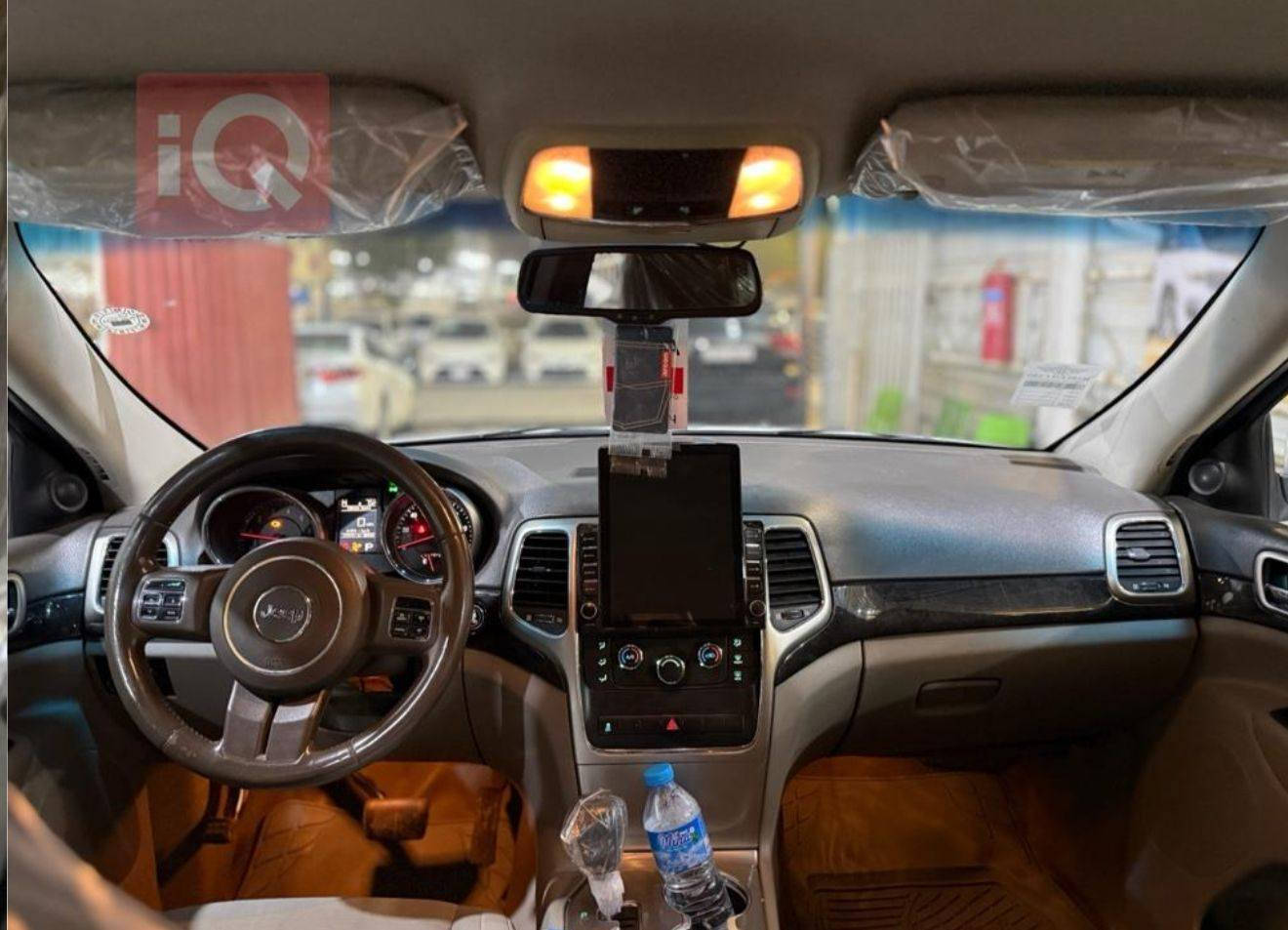 جيب لاريدوا موديل 11محرك مامفتوح كير مامفتوح رقم سنويه جديد دفتر بانزين موجود طخم تايرا جديد حداديه جديده بدون صبغ بدون بارد ماشيه 200كيلوا السعر175بيا مجال قليل مامتواجد بالفيس لاستفسار *********** كركوك, العراق
