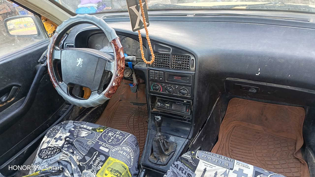 سلام عليكم 
بيجو 405
مديل 12 
رقم نكليزي نجف سنويه لغايه 29 بأسمي شرط لمداور 
سياره خير من الله 
السعر 27 وبيهاا مجال لشراي 
رقم الهاتف ***********
