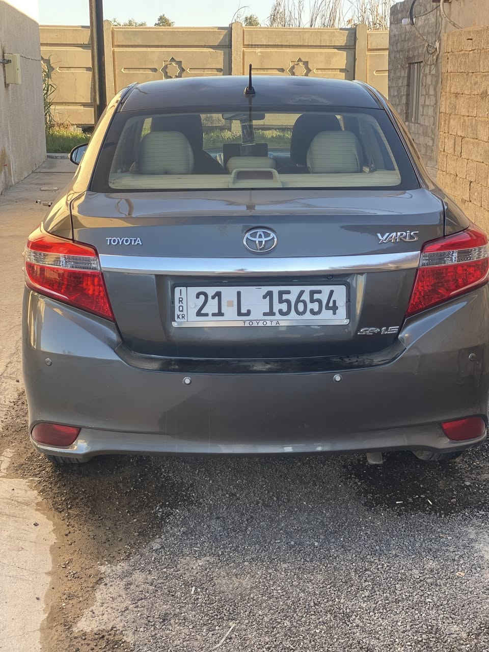 السلام عليكم للبيع او مراوس تيوتا يارس موديل 15 رقم وهزه وسنويه كله جديد ابسمي محرك 1500 سي سي كير محرك كفاله مامفتوحات صدر امامي خلفي جيد جدآ داخلها جديد وضع الشركه سونار مرفق مع صور السياره فول مواصفات بصمه اشاير بالمري شاشه وحساس وتحكم ستيرن يدات نيكل 5ويل كب تخم تاير مابيها اي نقص السعر 115 وبيها مجال مكانها بغداد التاجي قرب المرور التاجيات باقي التفاصيل اتصل وتدلل ***********
