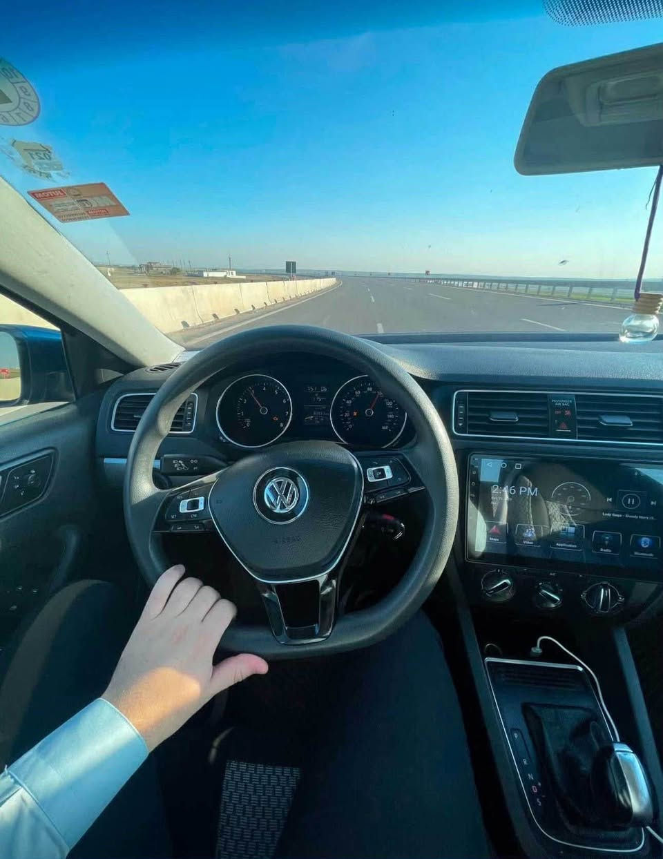 Jetta 2017 

Whats app :- *********** أربيل, العراق
