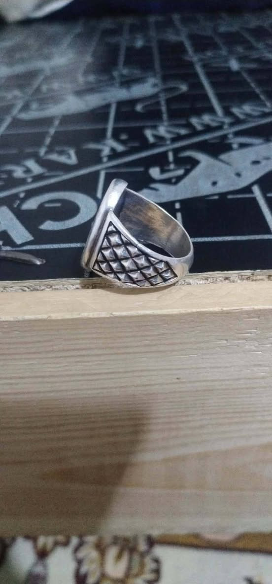 السلام عليكم خاتم يماني زعفران قديم لبيع سعره ١٠٠ الف


**إذا كنت صاحب هذا الإعلان وتريد حذفه لأي سبب، رجاءا أرسل رسالة إلى الدعم الفني**