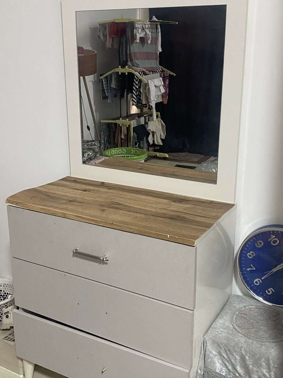 الكنتور + ميز مرايا بسعر ٢٠٠ مكان نجف


**إذا كنت صاحب هذا الإعلان وتريد حذفه لأي سبب، رجاءا أرسل رسالة إلى الدعم الفني**