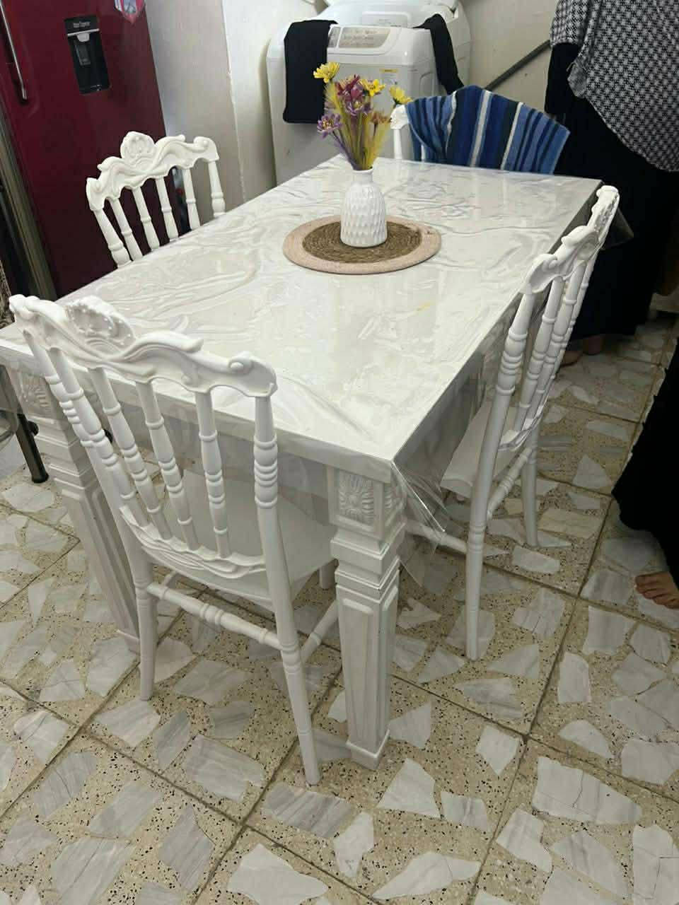 ميز طعام جديد السعر 150 وبي مجال بسيط مكانه قرب مدرسة ابن الجوزي


**إذا كنت صاحب هذا الإعلان وتريد حذفه لأي سبب، رجاءا أرسل رسالة إلى الدعم الفني**