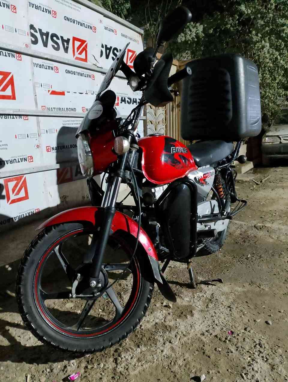 سلام عليكم درجة بوكسر دراجه حلوه كهربائي كلها شغلات مكينه مكفوله ناعمه دايون موديل 2020 درجه مال جناي تيرات جدد كل نقص مابيها اوراقها ضاعن اكفلها سرقه عشائر مكان بغداد البلديات ضباط سعر 700 وبيها مجال رقم الهات  ***********
