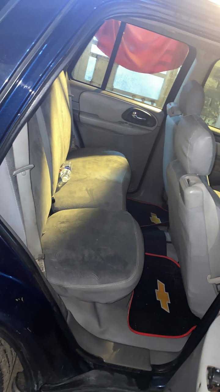 بلايزر موديل 2008 داخل جديد كير ومكينه مكفولة او دواخل مكفولة    بيها قطع كهربائيات كله جديدة مستعجل ع البيع 72 وبيها مجال بغداد الكرخ ***********
