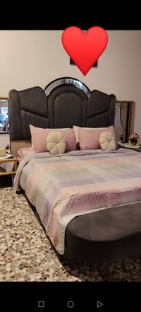 غرفة نوم للبيع نظيفه ٨ قطع 07700519503